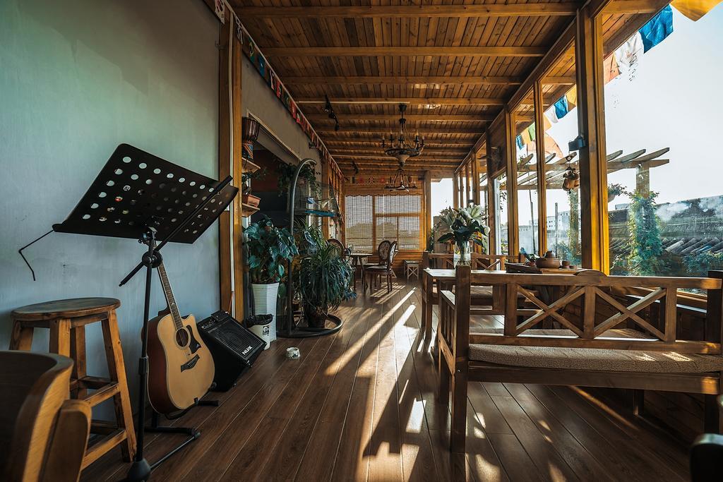 Zerg Backpackers Youth Hostel Сиань Экстерьер фото