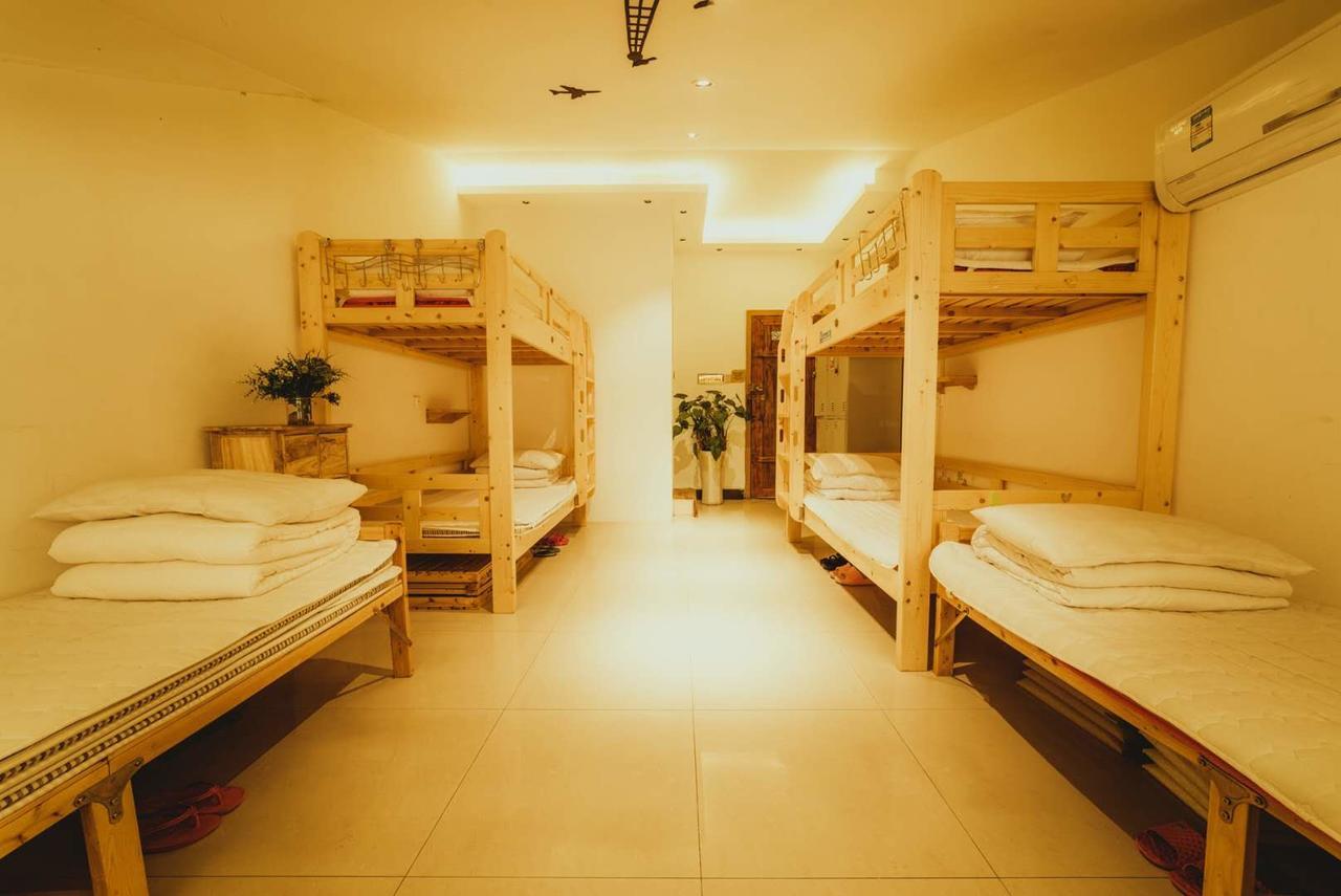 Zerg Backpackers Youth Hostel Сиань Экстерьер фото