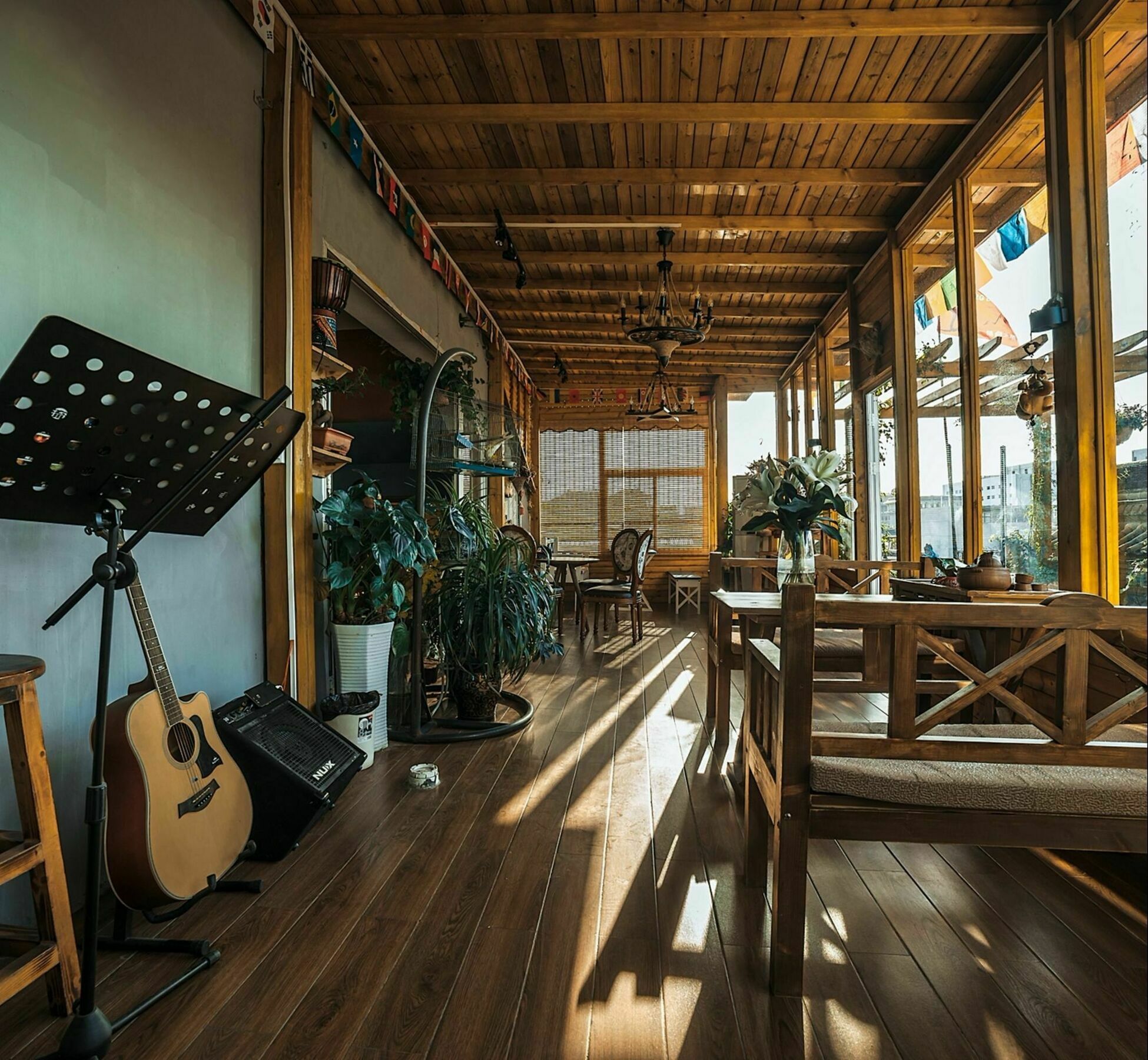 Zerg Backpackers Youth Hostel Сиань Экстерьер фото